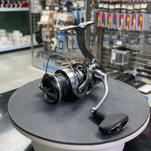 <span class=keywords><strong>Moulinet</strong></span> spinning <span class=keywords><strong>DAIWA</strong></span> 23 EXCELER LT : rotation fluide, arrêt instantané, sensation supérieure pour eau douce et eau salée - Product Image 2