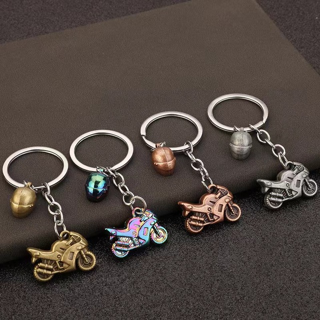 2025 New Creative Personalized Three-dimensional Simulation Heavy-duty Motorcycle Helmet Keychain