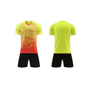 كرة القدم المخصصة مع أسماء وأرقام اللاعبين للمشجعين والرياضيين - Product Image 1