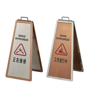 Panneau de signalisation pliable en acier inoxydable en forme de A pour hôtel, parking, travaux en cours, attention sol mouillé - Product Image 3