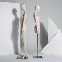 Mannequin réaliste classique à bas prix, durable, beau, décoratif, robuste, polyvalent et facile à nettoyer pour centre commercial