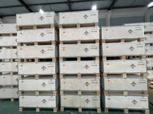 Système de stockage d'énergie solaire tout-en-un SRNE 10KWH pour usage domestique, comprenant <span class=keywords><strong>1</strong></span> unité d'onduleur 10KWH et <span class=keywords><strong>2</strong></span> unités de <span class=keywords><strong>batterie</strong></span> au lithium 5,12 <span class=keywords><strong>KWH</strong></span> - Product Image 2