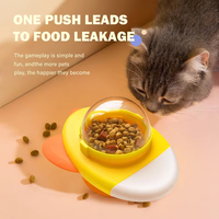 Jouet interactif de puzzle de chien de chat de forme de fusée de boule d'alimentation de fuite rotative de vaisseau spatial