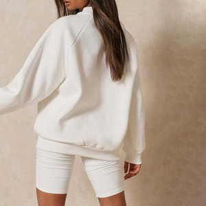 Sweat-shirt à col montant surdimensionné pour femmes en molleton de coton mélangé de qualité supérieure avec logo personnalisé en gros du fabricant - Product Image 2