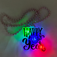 Frohes Neues Jahr LED-Perlenkette Leuchtende Buchstaben-Anhänger-Halskette Silvester Festival Halsdekoration