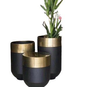 Maceta de metal con acabado dorado y blanco, tamaño mediano disponible para decoración del hogar y el jardín, uso de entrada, maceta para exteriores - Product Image 2