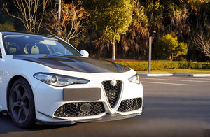 Kit carrosserie YICKU Rbt Style pour <span class=keywords><strong>Alfa</strong></span> Romeo <span class=keywords><strong>Giulia</strong></span> 2017-2024 : Jupes latérales, capot et diffuseur arrière pour une mise à niveau optimale - Product Image 6