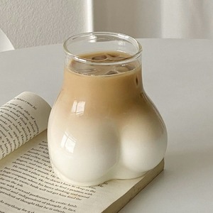 Tazza in vetro divertente e <span class=keywords><strong>sexy</strong></span> a forma di sedere per bevande calde e fredde e bibite ghiacciate - Product Image 4