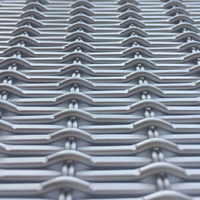 Panneaux décoratifs en maille d'aluminium anodisé pour façades de bâtiments et revêtements d'entrée