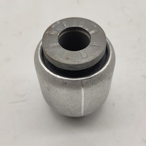 Buje del brazo de control superior delantero para Cadillac CT6 2016-2022 OE 22927220 Suspensión no independiente - Product Image 1