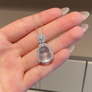 Boucles d'oreilles longues rétro cool en argent sterling S925, élégantes et raffinées, avec pendentifs en forme de goutte d'eau, perles et cristaux - Product Image 2