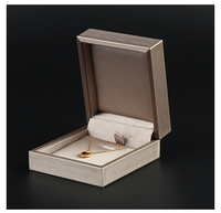 Boîte à bijoux de luxe personnalisable avec logo, en cuir PU multifonctionnel, pour bague, collier, boucles d'oreilles, bracelet