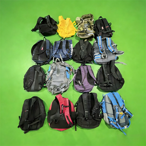 Zaino di Seconda Mano di Grado A, Alta Qualità, Nessun Danno, Come Nuovo, Durevole per Viaggi, Lavoro e Uso Quotidiano, Vendita all'Ingrosso - Product Image 3