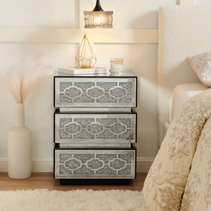 OE HOME Modern 3-Drawer <b>Chest</b> Bedside Table Hot Sale Crushed Diamond Mirrored Nightstand with <b>Storage</b> for Bedroom or Apartment - Product Image 2