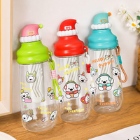 600ml Schattige Puppy Waterfles met Kerstmutsdeksel BPA-vrij Fruitinfuser Rietjesbeker Draagbare Koordje Kinder Drinkfles