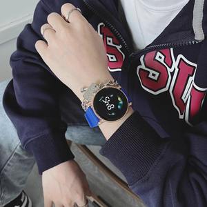 <span class=keywords><strong>Montre</strong></span> pour adolescents <span class=keywords><strong>Montre</strong></span> électronique de sport phosphorescente pour hommes Niveau d'apparence élevé ins Style preppy - Product Image 4