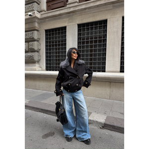 Gabardina Corta Negra con Cuello de Piel para Mujer, Talla S, Ropa Exterior de Moda - Product Image 6