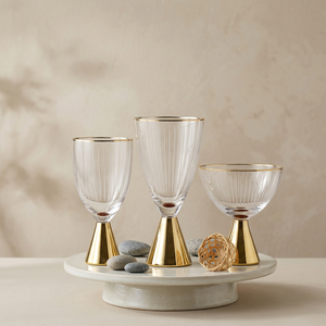 Copas de Vino de Cristal Crystal Coast Modernas con Borde Dorado, Hechas a Mano, Duraderas, Portátiles, Aptas para Lavavajillas, Reutilizables - Product Image 3