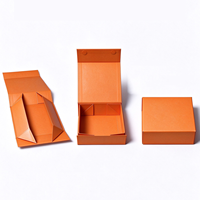 Boîte cadeau pliable magnétique orange en carton rigide, emballage personnalisé avec logo, ruban et insert pour cadeaux et artisanat