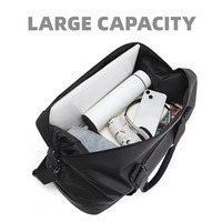 Vente en gros Sac polochon de voyage léger unisexe Sac de sport fitness étanche en PU de grande capacité Sac à main avec compartiment à chaussures