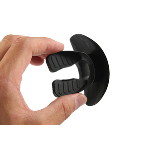 Vente en gros Offre Spéciale VigorPowerGear Protecteur de dents VPG-MG0401 Protège-dents de boxe Gel de silice Boîte transparente Football personnalisé - Product Image 6