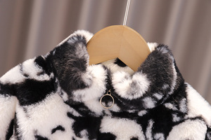 Offre Spéciale prix usine costume d'<span class=keywords><strong>hiver</strong></span> pour enfants épais 2 pièces <span class=keywords><strong>manteau</strong></span> et pantalon garçons ensembles de vêtements - Product Image 3