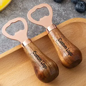 Abridor de tapas de cerveza de acero inoxidable encantador creativo con mango de madera de pie Abridores de botellas de cerveza lindos vintage