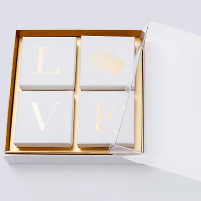 Hebei huiya novo design de caixa de presente, com amor e caixa de flores quadrada, caixa de acrílico, caixa de presente, estoque