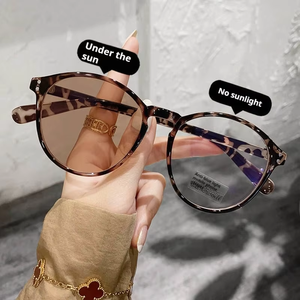 Lunettes de soleil photochromiques et anti-lumière <span class=keywords><strong>bleue</strong></span> tendance 2026, monture carrée, protection <span class=keywords><strong>contre</strong></span> les radiations, pour l'extérieur - Product Image 5