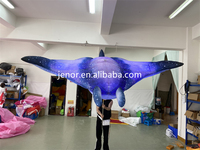 Éclairage LED Marionnette de poisson-chauve-souris gonflable Décoration de fête Costume de poisson gonflable