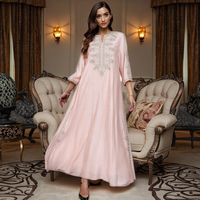 Robe de soirée Dubaï pour femmes musulmanes, en stock, longue abaya brodée, en tissu chiffon saoudien uni, sexy et naturelle