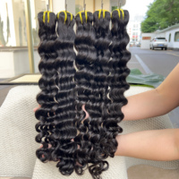 # Lots de Cheveux Humains Brésiliens Vierge Non Traités Grade 12A, Couleur 1B, Ondulés Profonds, Vente en Gros