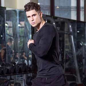 Nuova <span class=keywords><strong>palestra</strong></span> personalizzata indossare <span class=keywords><strong>abbigliamento</strong></span> da <span class=keywords><strong>uomo</strong></span> a compressione camicia, tinta unita elastico asciugatura rapida vestiti tuta sportiva - Product Image 4