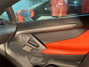 ชุดแต่งคาร์บอนสไตล์ใหม่สำหรับ Lamborghini LP700 พร้อมพวงมาลัย แผงประตู และแผงควบคุมกลาง - Product Image 6