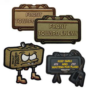 उच्च गुणवत्ता वाली मशीन कढ़ाई दुश्मन के कपड़े बैज के लिए हुक लूप मनोबल पैच के लिए हुक लूप मनोबल पैच - Product Image 1