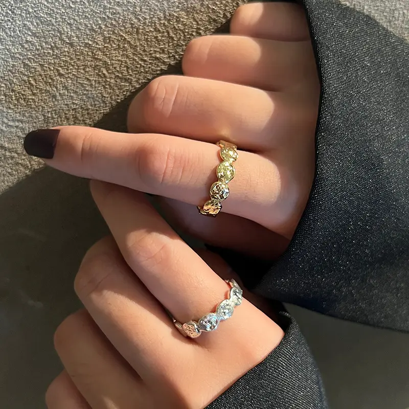 स्वभाव गोल्डन अंगूठी लहर के लिए फैशनेबल चांदी की अंगूठी डिजाइन लड़की व्यक्तित्व उंगली के छल्ले महिलाओं के गहने