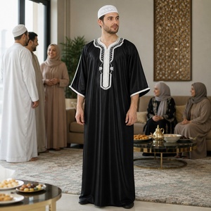 Túnica Satinada para Hombre con Estampado Digital y Cuello en V con Bordado en Contraste para la Oración del Eid y Reuniones Familiares, Se Acepta Personalización <span class=keywords><strong>de</strong></span> Color - Product Image 4