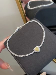 Pulsera de Diamantes Naturales Xinfly de 0.73ct, Brazalete de Oro de 18K con Forma de Corazón, Joyería Fina y Elegante para Bodas y Compromisos - Product Image 4