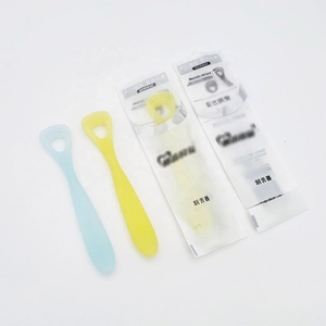 Baby's Oral Clean Soft Plastic &amp; Silicone <strong>Rubber</strong> Double-Sided Anti-Slip <strong>Tongue</strong> Scraper Individual Polybag Package - Product Image 1
