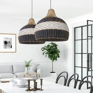 Lámpara colgante de ratán rústico al por mayor, lámpara colgante de mimbre hecha a mano, candelabro bohemio de ratán para comedor - Product Image 2