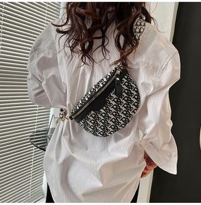 Bolsos de Mano de Lujo Vintage AIOR para Mujer, Bolsos de Diseñador con Correa Única, Cierre de Cremallera y Decoración de Letras en Cadena - Product Image 3