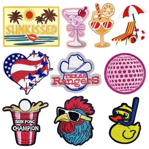 Parches de <span class=keywords><strong>playa</strong></span> de verano, aplique bordado termoadhesivo con motivos de cóctel Sunkissed, Beer Pong y bola de discoteca, para fiestas de vacaciones y manualidades - Product Image 1