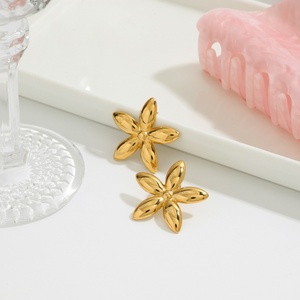 Pendientes de Acero Inoxidable Vintage a Granel, Resistentes al Deslustre, con Baño de Oro de 14k, Estilo Bohemio, Elegantes, Modernos, Impermeables, con Diseño de Flor Grande para Mujer - Product Image 2