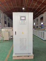 Prix usine 200KVA Stabilisateur de tension 380V-20% + 20% Fluctuation Régulateur de tension automatique triphasé AVR