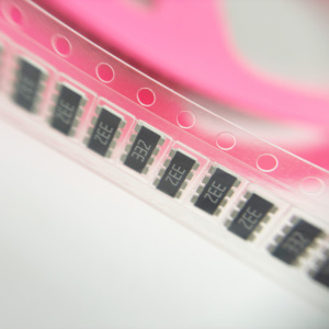 Fabricant en gros d'ensembles de résistances SMT Quad, réseau de résistances SMD en céramique à couche épaisse de la meilleure qualité - Product Image 5