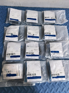 PLC Controller Sensor Proximity Switch Brand New Original E2B-M18KS08-WZ-B1 - Product Image 1