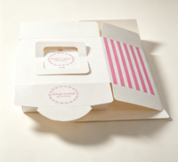 Boîte à gâteau personnalisée avec poignée et fenêtre pour l'emballage de pâtisseries de boulangerie
