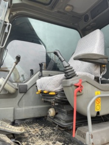 รถขุดไฮดรอลิก Volvo EC210DL มือสอง ขนาด 21 ตัน แบบตีนตะขาบ พร้อมเครื่องยนต์ Volvo Deutz สภาพดี - Product Image 3