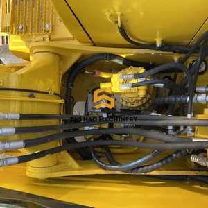 Excavatrices sur chenilles hydrauliques Komatsu PC130 d'occasion, économiques en carburant, puissantes et durables, pour les chantiers de construction et les projets d'infrastructure - Product Image 6