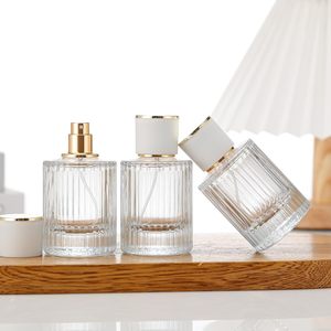 Flacon de parfum vide en verre rond de luxe de style vintage personnalisé de 30 ml et 50 ml avec pulvérisateur à pompe, options d'impression sérigraphique OEM - Product Image 6